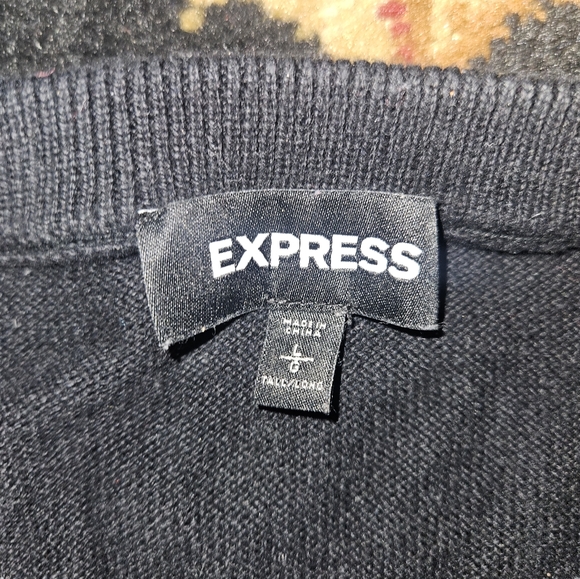 Sweater - Picture 2 of 2